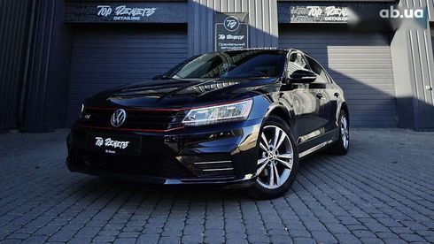 Volkswagen Passat 2018 - фото 11