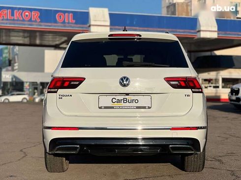 Volkswagen Tiguan 2018 - фото 13