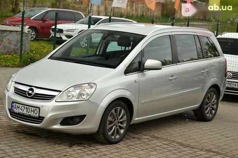 Opel Zafira 2011 - фото 3