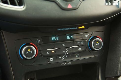 Ford Focus 2017 - фото 16