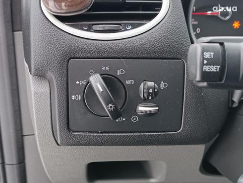 Ford Focus 2009 желтый - фото 23