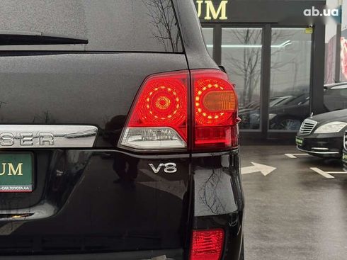 Toyota Land Cruiser 2013 - фото 10