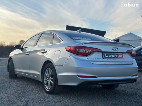 Hyundai Sonata 2015 серый - фото 7