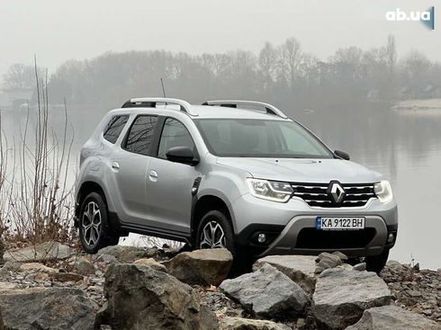 Renault Duster 2020 - фото 12