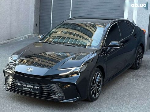 Toyota Camry 2024 - фото 9