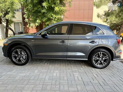 Audi Q5 2020 - фото 23