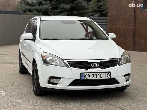 Kia Cee'd 2010 - фото 6