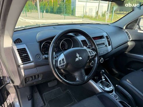 Mitsubishi Outlander 2010 - фото 27