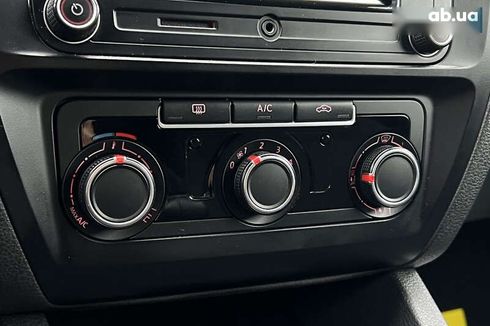Volkswagen Jetta 2016 - фото 14