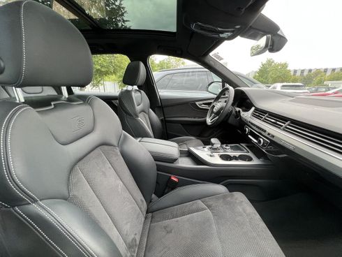 Audi Q7 2018 - фото 12