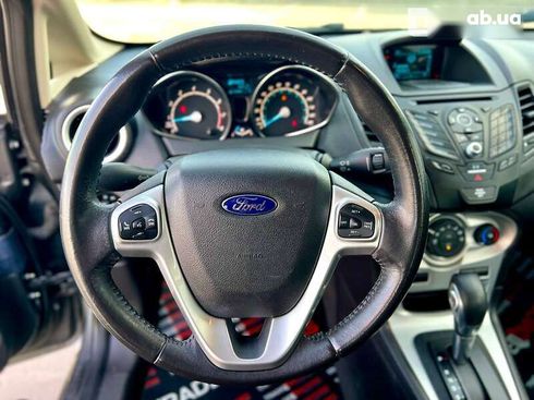 Ford Fiesta 2015 - фото 19
