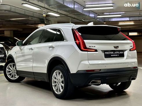 Cadillac XT4 2022 - фото 24