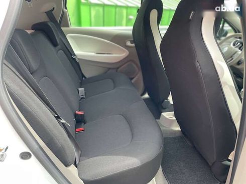 Renault Zoe 2017 - фото 23