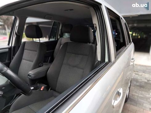 Opel Zafira 2009 - фото 4