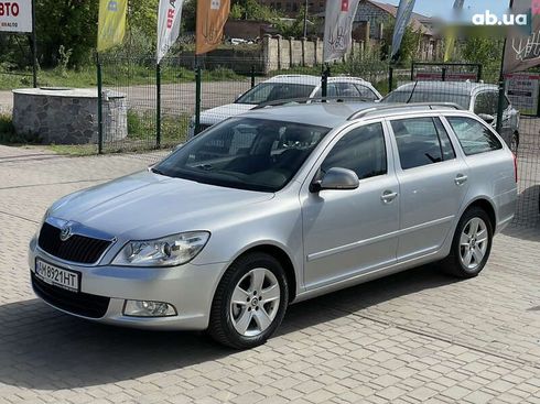 Skoda Octavia 2011 - фото 2