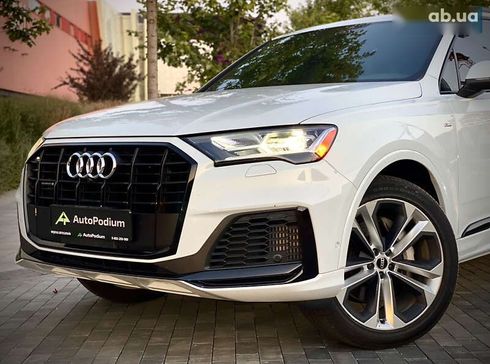Audi Q7 2021 - фото 3