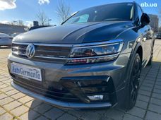 Продаж б/у Volkswagen Tiguan Робот - купити на Автобазарі