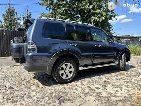 Mitsubishi Pajero Wagon 2008 - фото 15