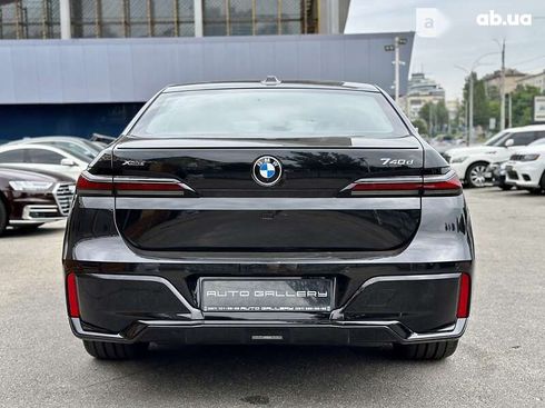 BMW 7 Series iPerformance 2023 - фото 8