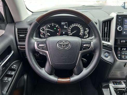 Toyota Land Cruiser 2016 - фото 13