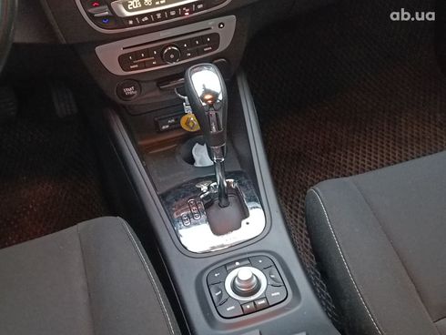 Renault Megane 2015 серый - фото 17