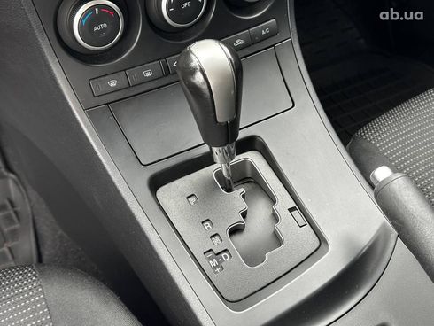 Mazda 3 2012 белый - фото 23