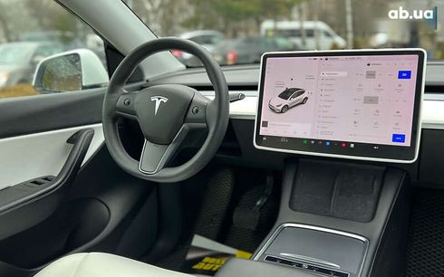 Tesla Model Y 2021 - фото 17