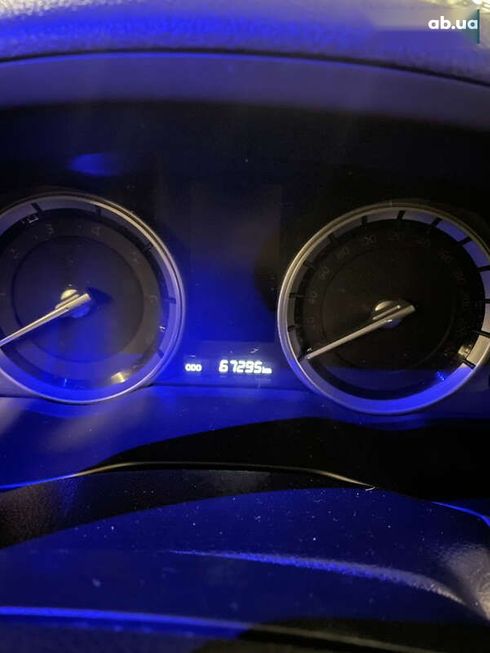 Toyota Land Cruiser 2020 - фото 16