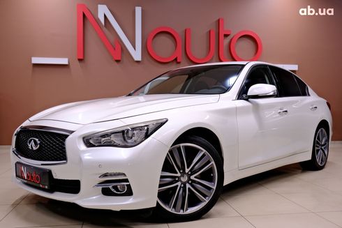 Infiniti Q50 2015 белый - фото 2