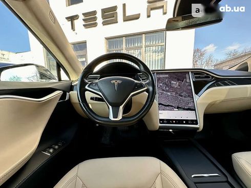 Tesla Model S 2016 - фото 26