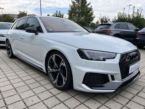 Audi RS 4 2021 - фото 29