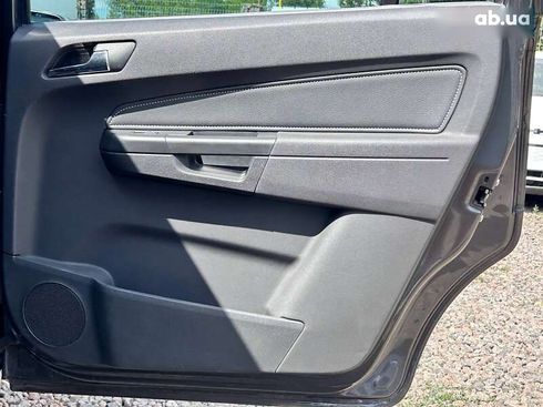 Opel Zafira 2011 - фото 28
