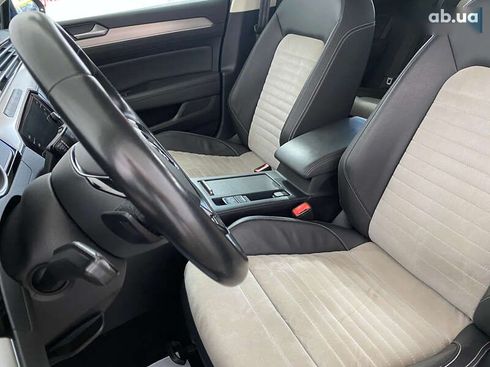 Volkswagen Passat 2019 - фото 11