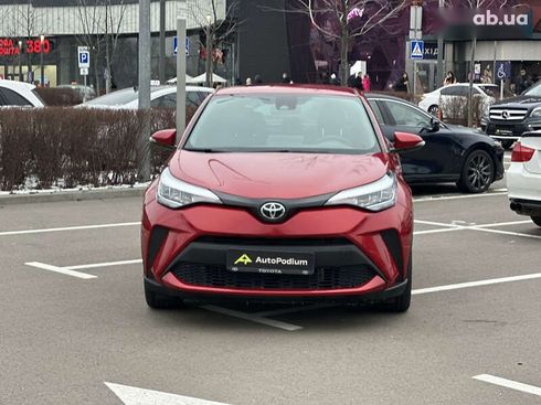 Toyota C-HR 2020 - фото 5