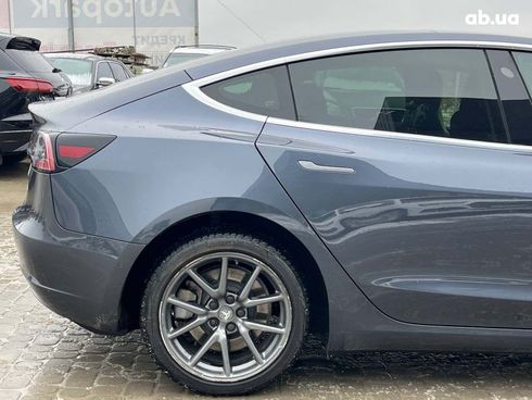 Tesla Model 3 2019 серый - фото 11