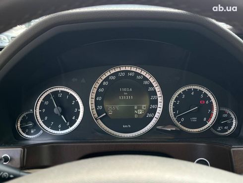 Mercedes-Benz E-Класс 2010 коричневый - фото 42