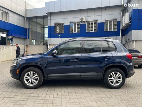 Volkswagen Tiguan 2016 синий - фото 12
