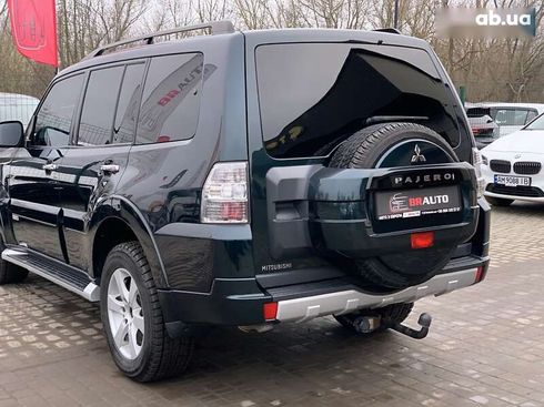 Mitsubishi Pajero Wagon 2014 - фото 18