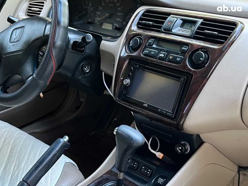 Honda Accord 2000 черный - фото 18