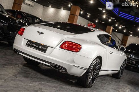 Bentley Continental GT 2012 - фото 11