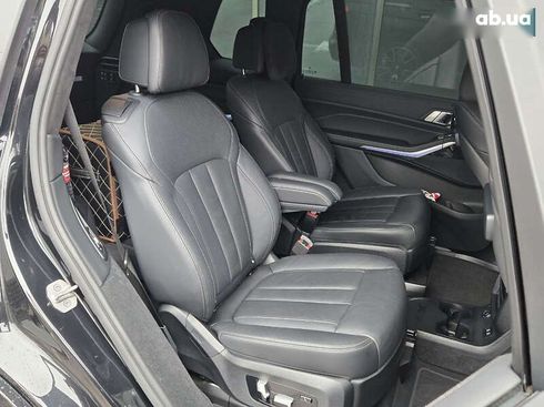 BMW X7 2022 - фото 15