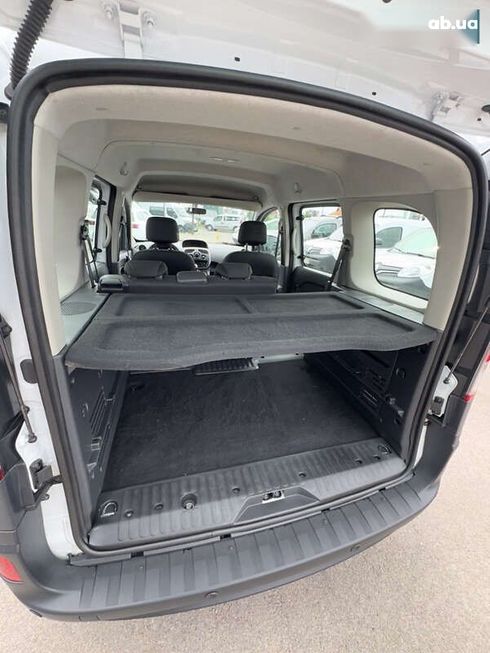 Renault Kangoo 2019 - фото 29