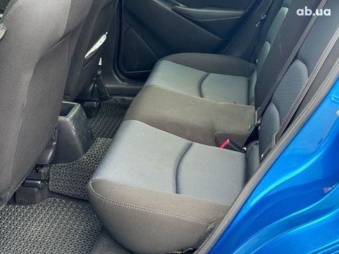 Toyota Yaris 2017 синий - фото 19