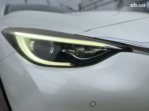 Infiniti Q30 2017 - фото 9