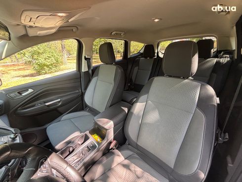 Ford Escape 2018 серый - фото 24