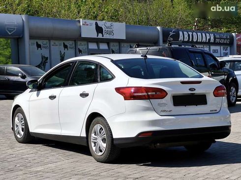 Ford Focus 2015 - фото 7