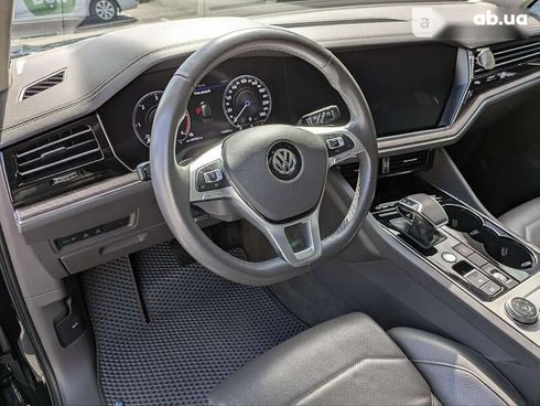 Volkswagen Touareg 2019 - фото 15