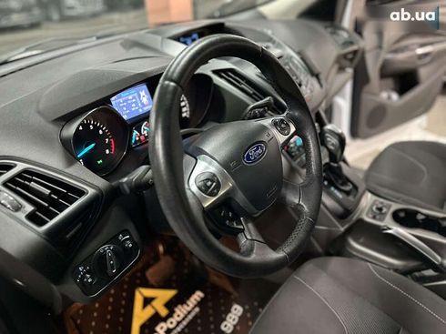 Ford Kuga 2013 - фото 18