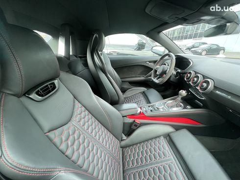 Audi TT RS 2021 - фото 22