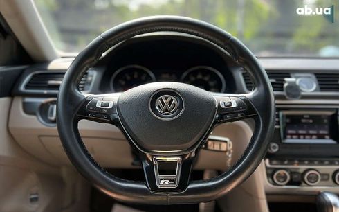 Volkswagen Passat 2016 - фото 16